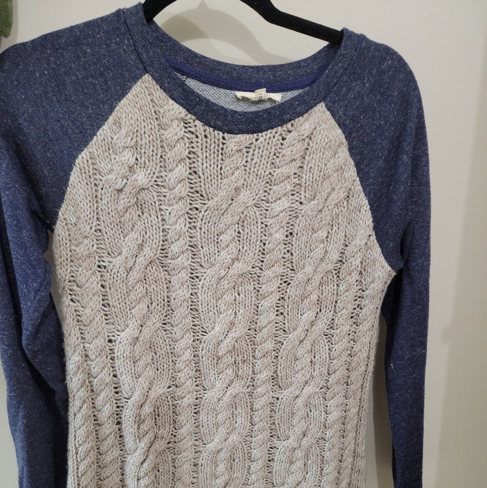 Blue and sweatshirt/sweater